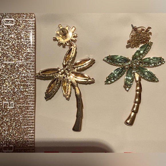 KATE SPADE EARRINGS.